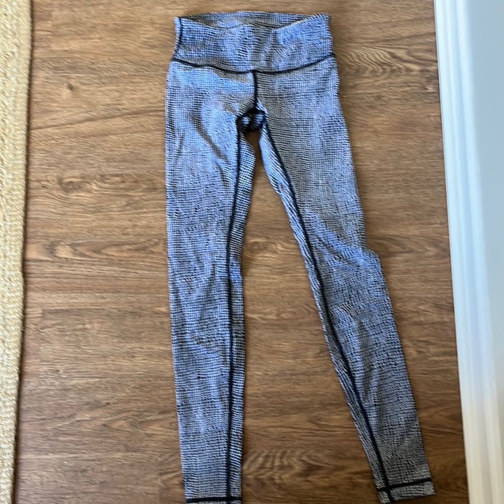 Lululemon leggings